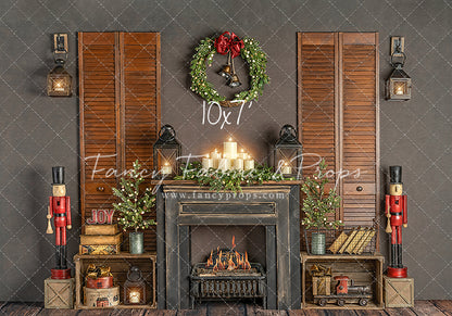 Old Fashioned Christmas Mantle