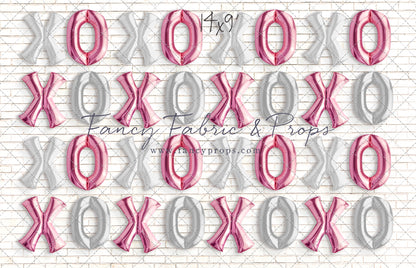 Elegant Hugs & Kisses