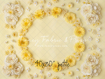 Delicate Daisy - Petite