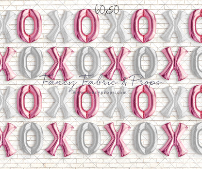 Elegant Hugs & Kisses