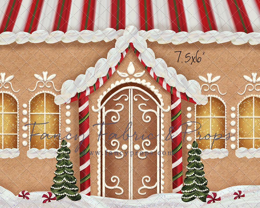 Little Fancy Gingerbread Cottage
