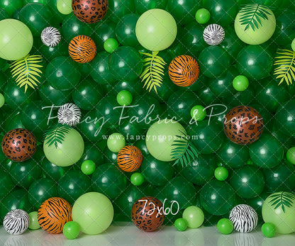 Afternoon Safari Balloon Wall