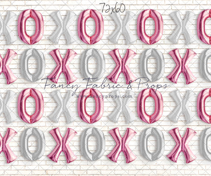 Elegant Hugs & Kisses