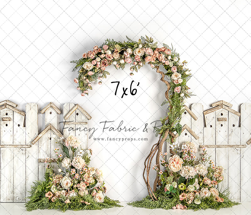 Blushing Bloom Archway