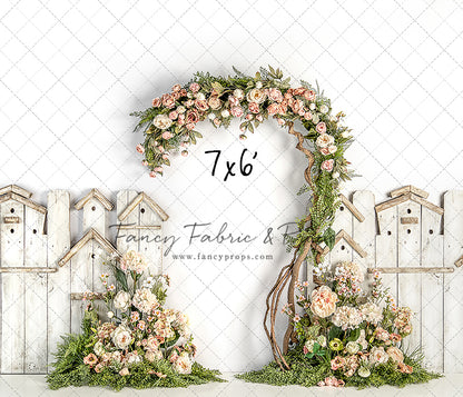 Blushing Bloom Archway