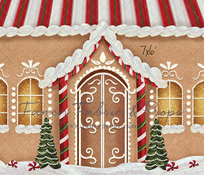 Little Fancy Gingerbread Cottage