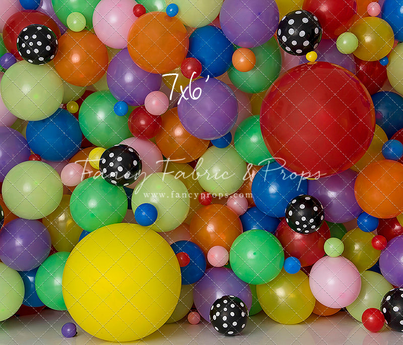 Primary Polka Dot Balloon Wall