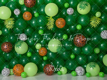 Afternoon Safari Balloon Wall
