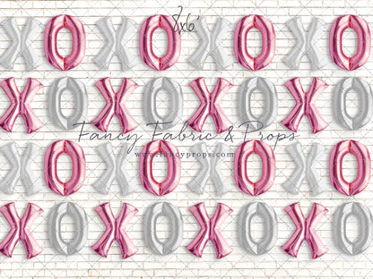 Elegant Hugs & Kisses