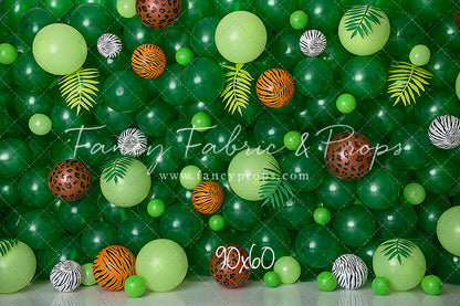 Afternoon Safari Balloon Wall