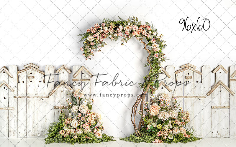 Blushing Bloom Archway