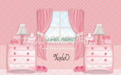 Minnie's Pink Paradise