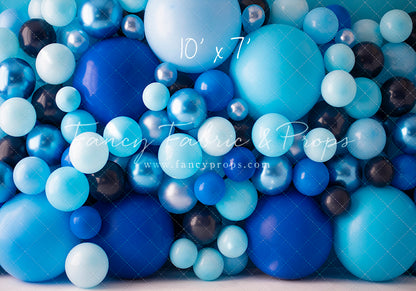 Bubble Blues Balloon Wall