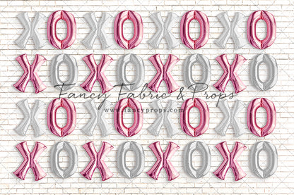 Elegant Hugs & Kisses