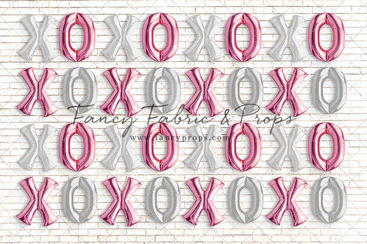 Elegant Hugs & Kisses