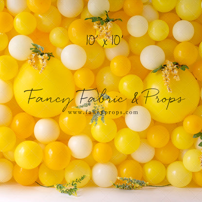 Golden Summer Balloon Wall