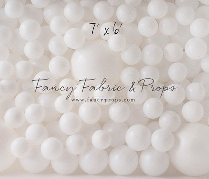 In Your Dreams Balloon Wall