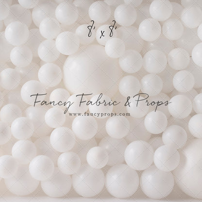 In Your Dreams Balloon Wall