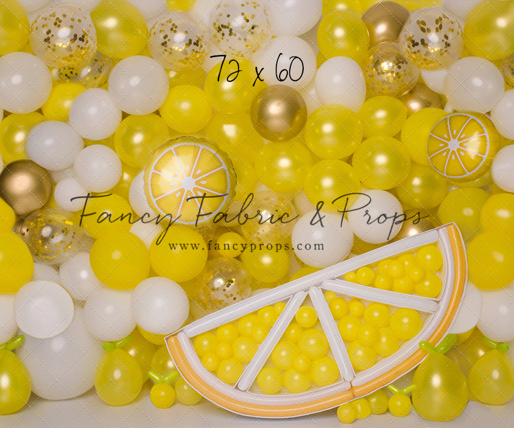 Make Lemonade Balloon Wall