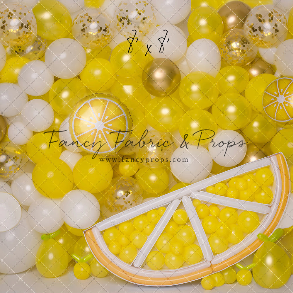 Make Lemonade Balloon Wall