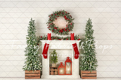 Shiplap Holiday Mantle