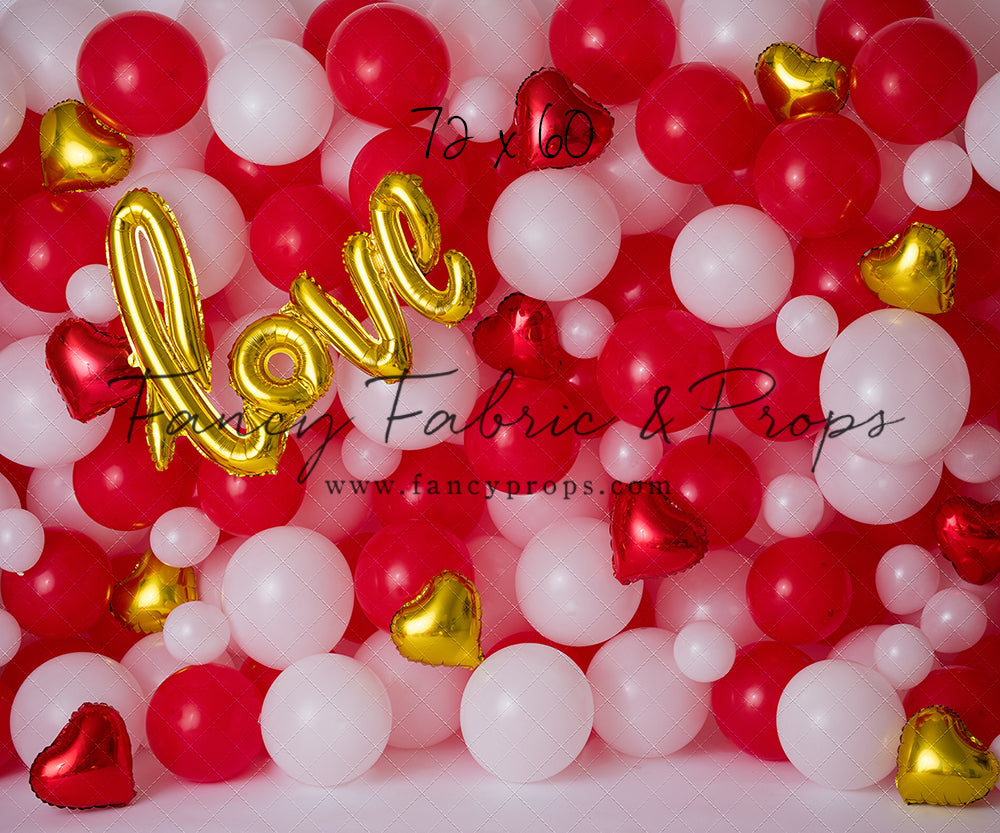 Smitten Valentine Balloon Wall