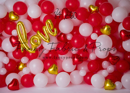 Smitten Valentine Balloon Wall