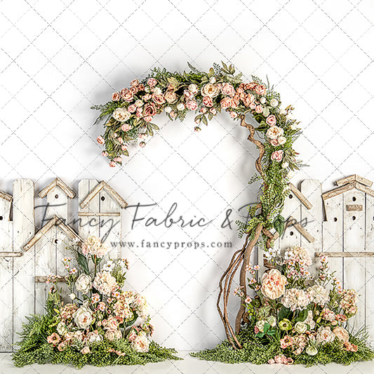 Blushing Bloom Archway