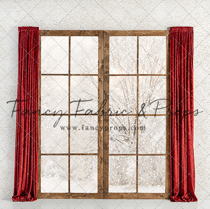 Merry & White Window