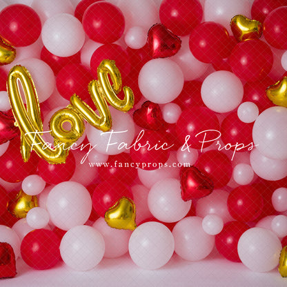 Smitten Valentine Balloon Wall
