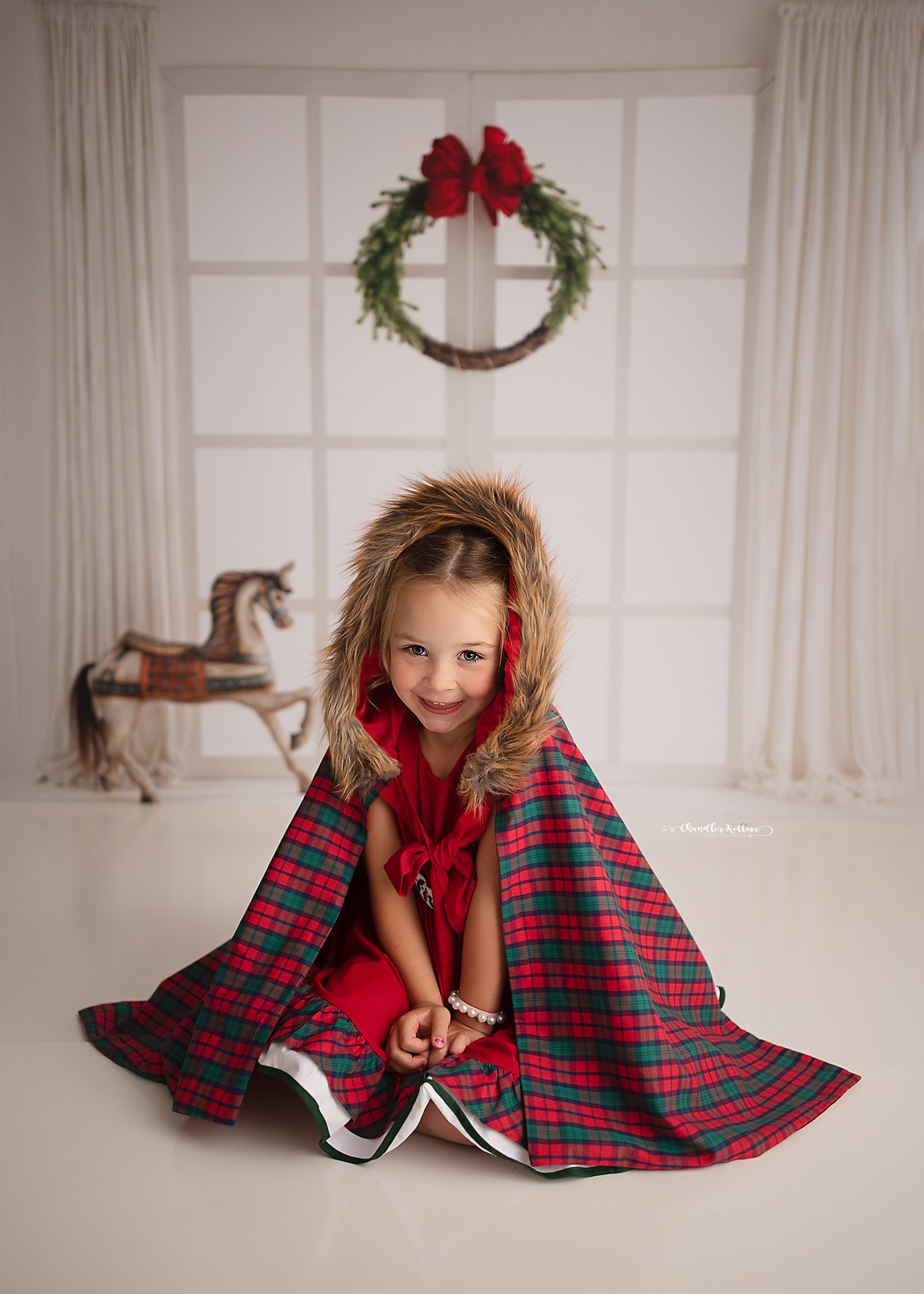 Holiday Gift From The Heart 2pc Room