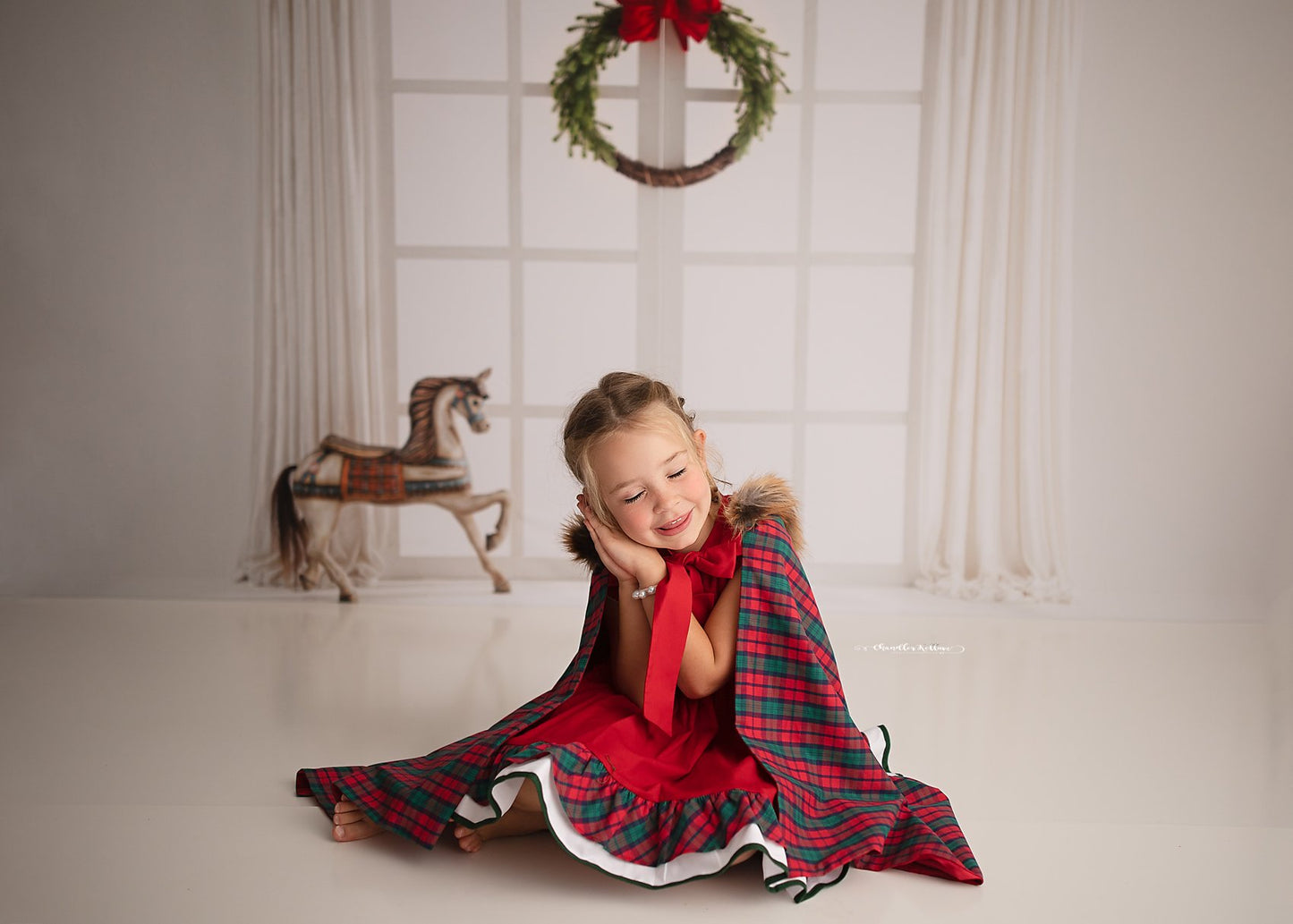 Holiday Gift From The Heart 2pc Room